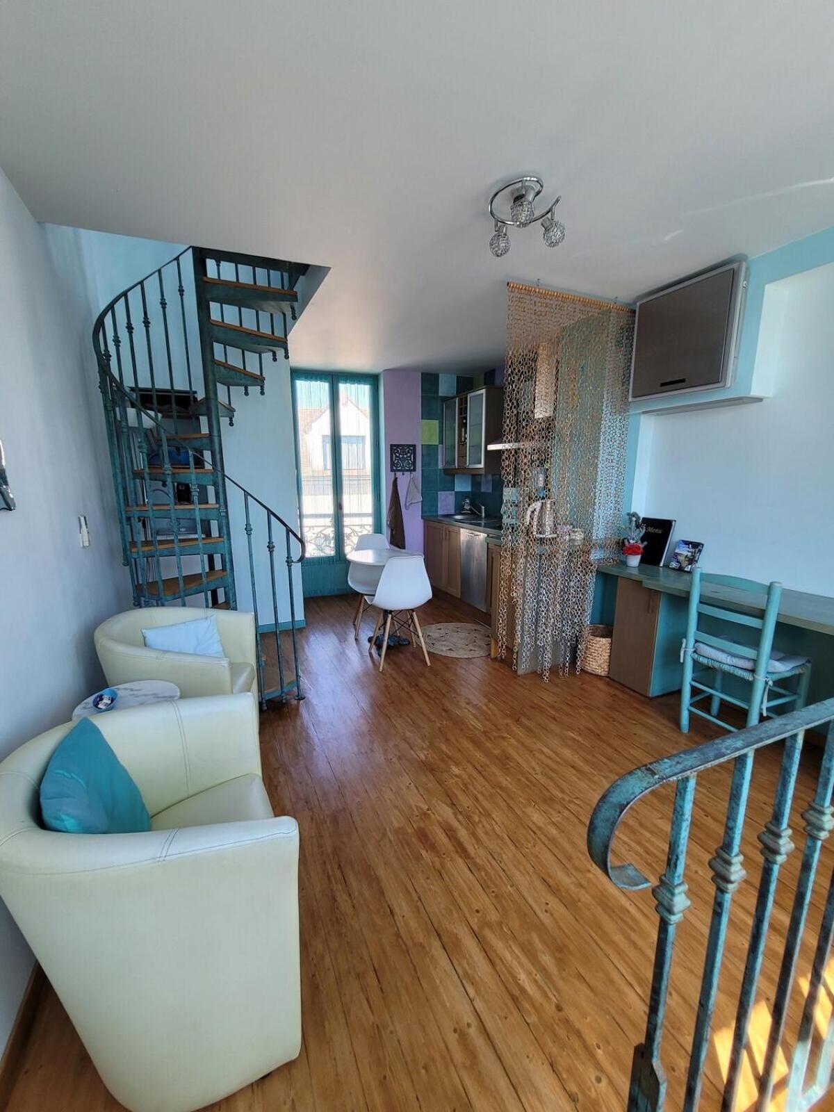 Gite Milly - 2 Studios En Coeur De Ville Phòng bức ảnh